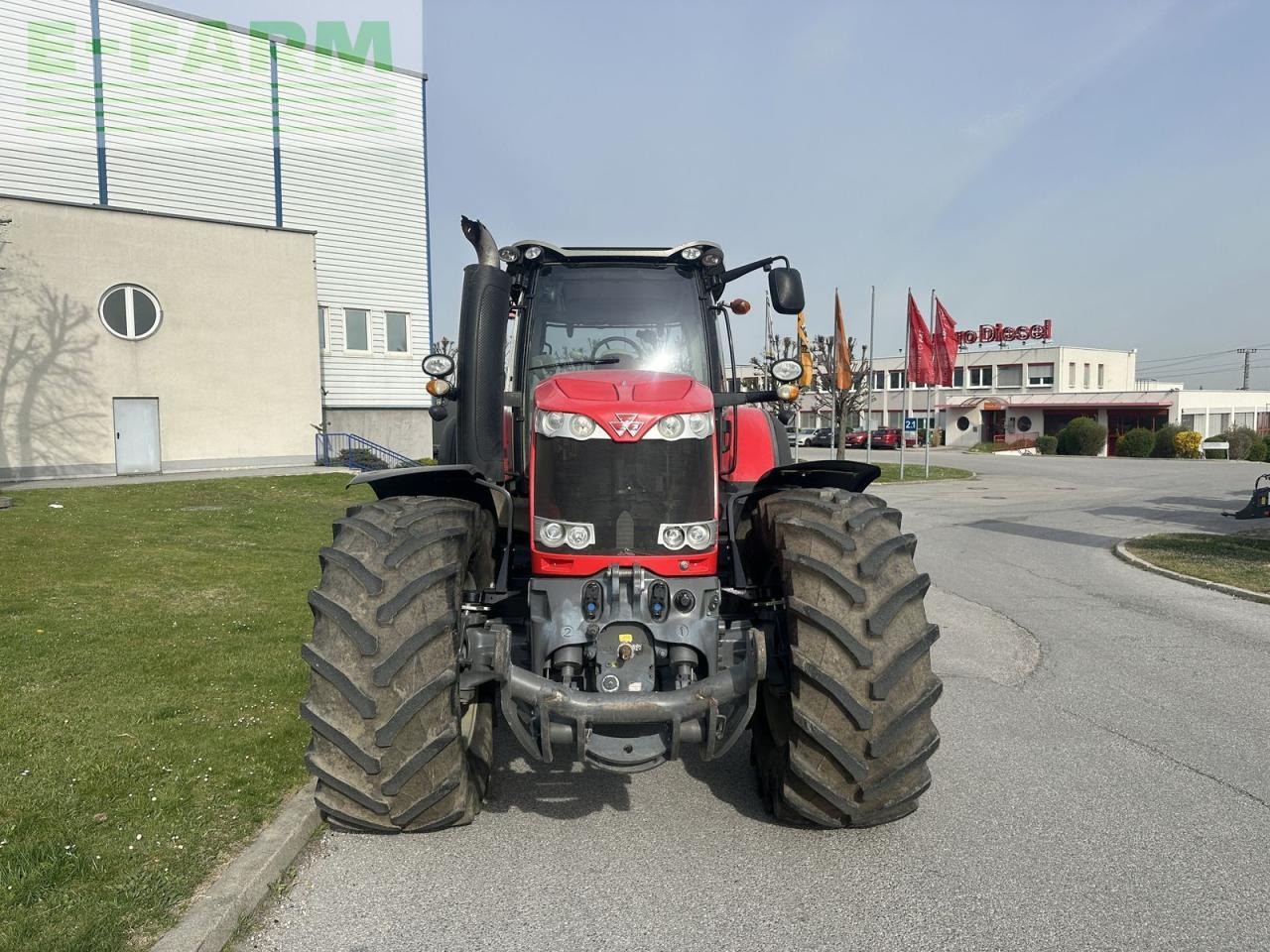 Massey Ferguson mf 8737 - Traktor: das Bild 3 Massey Ferguson mf 8737 - Traktor: das Bild 3