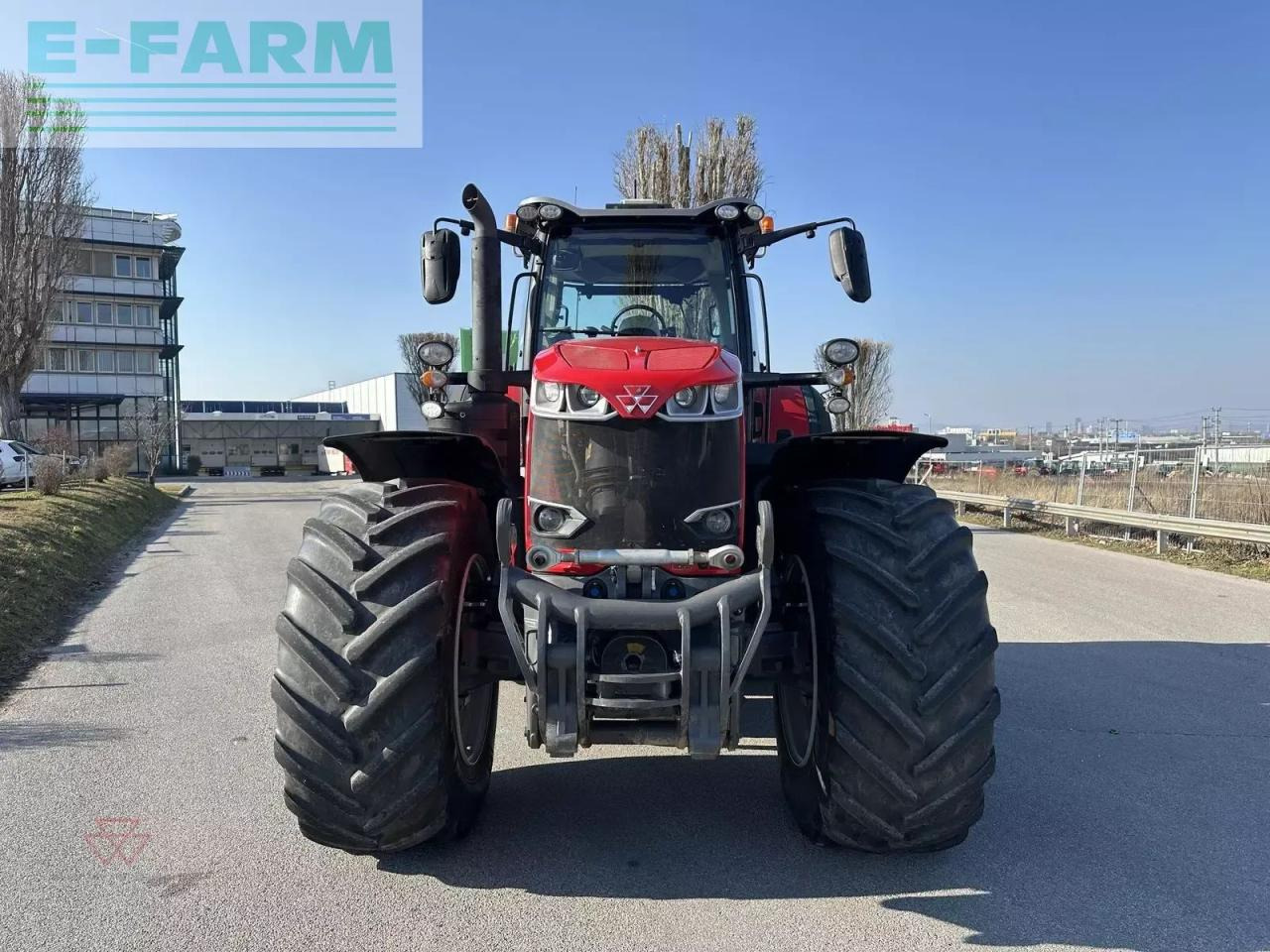 Massey Ferguson mf 8740 s (stage v) - Traktor: das Bild 2 Massey Ferguson mf 8740 s (stage v) - Traktor: das Bild 2