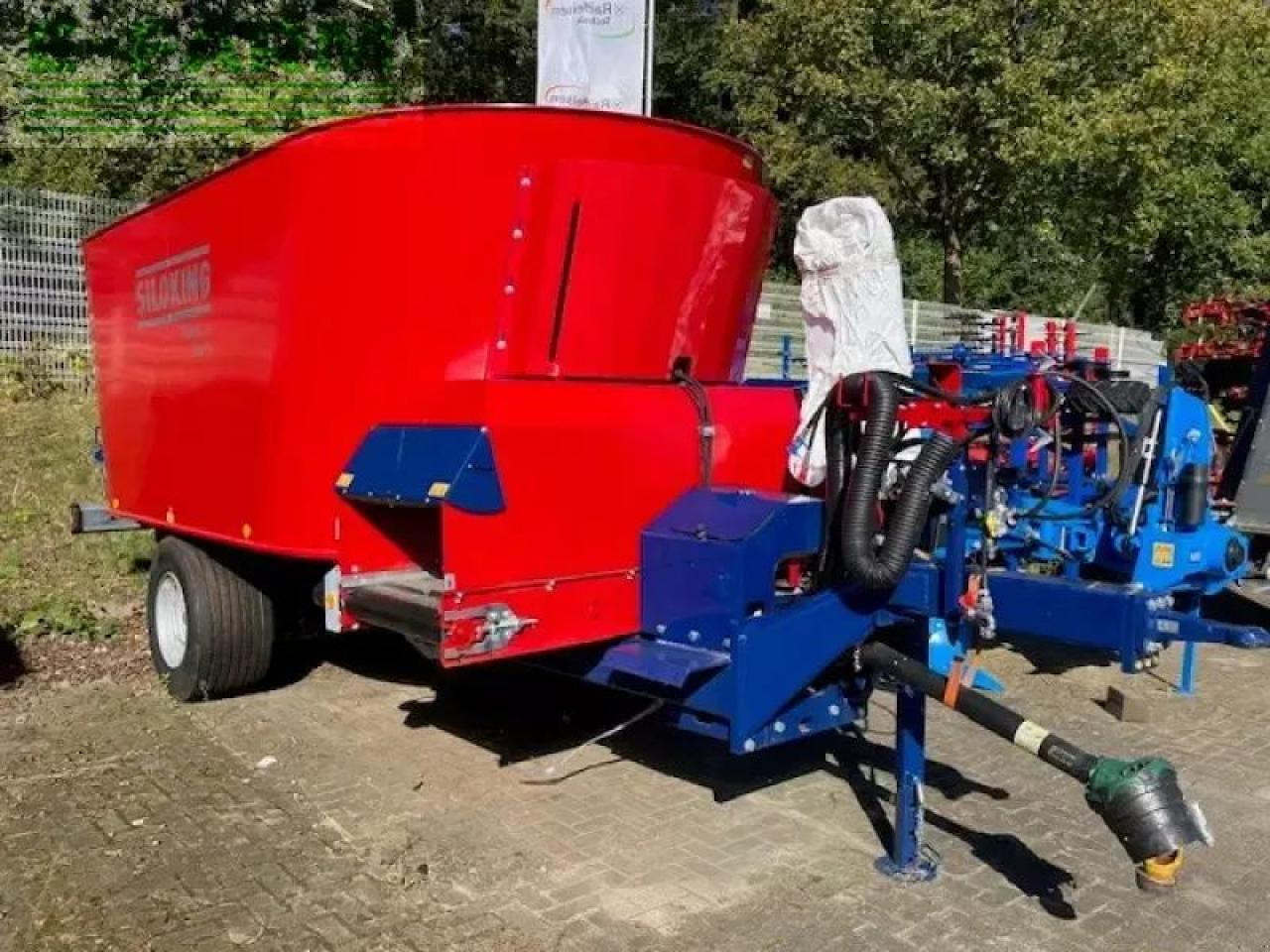 Mayer siloking trailedline classic d - Fütterungstechnik: das Bild 1 Mayer siloking trailedline classic d - Fütterungstechnik: das Bild 1