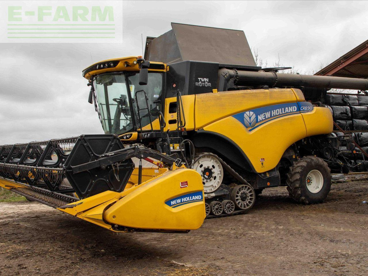 New Holland CR 8.90 - Mähdrescher: das Bild 2 New Holland CR 8.90 - Mähdrescher: das Bild 2