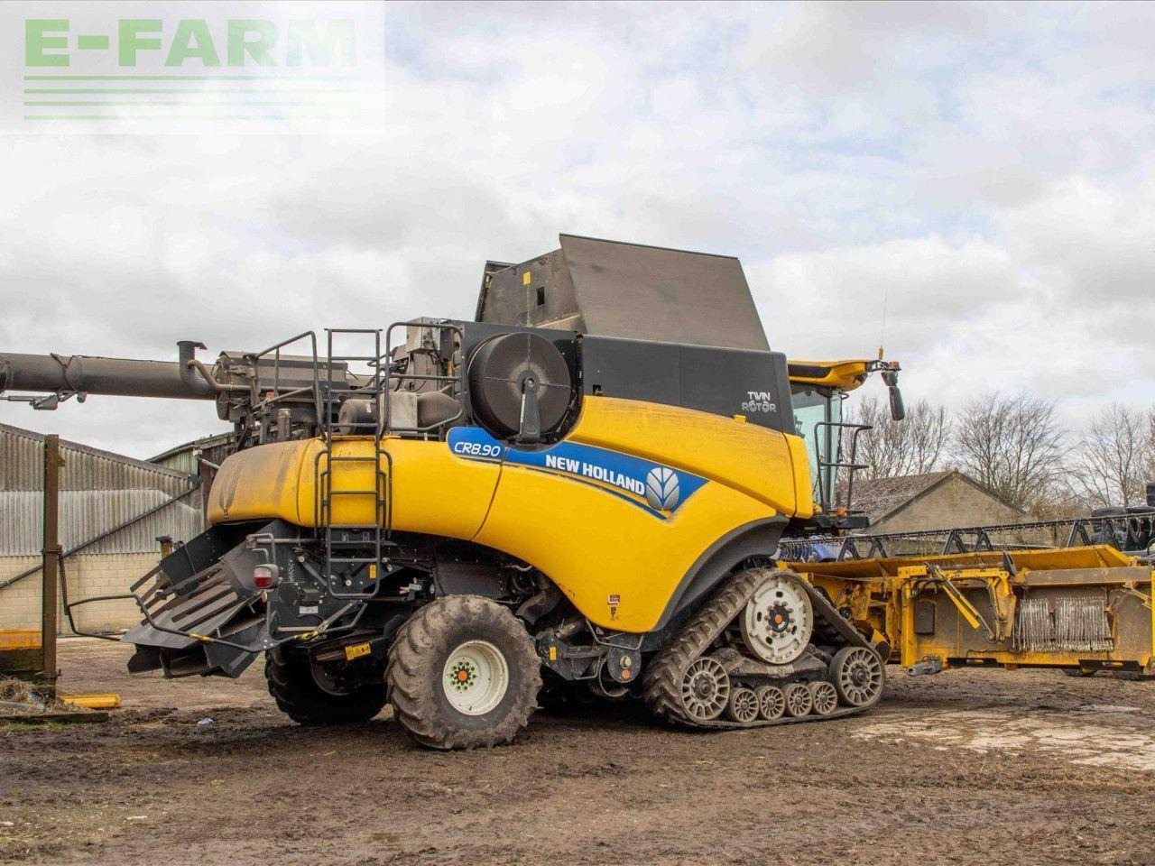 New Holland CR 8.90 - Mähdrescher: das Bild 1 New Holland CR 8.90 - Mähdrescher: das Bild 1