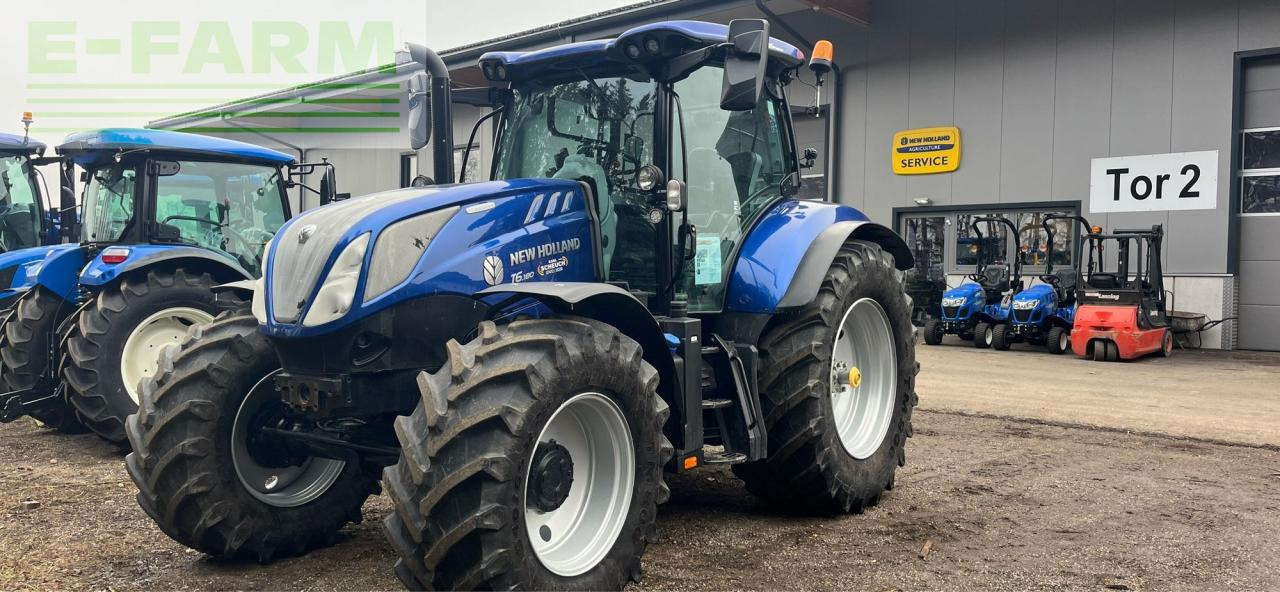 New Holland T6.180 SideWinder II SideWinder II - Traktor: das Bild 1 New Holland T6.180 SideWinder II SideWinder II - Traktor: das Bild 1