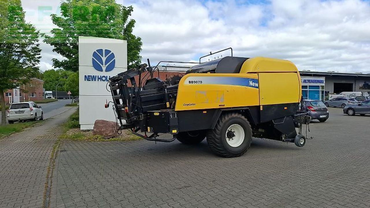 New Holland bb 9070 - Packenpresse: das Bild 2 New Holland bb 9070 - Packenpresse: das Bild 2