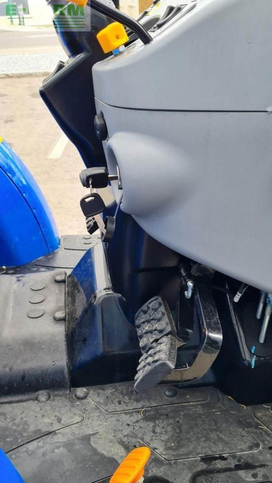 New Holland boomer 50 - Traktor: das Bild 5 New Holland boomer 50 - Traktor: das Bild 5