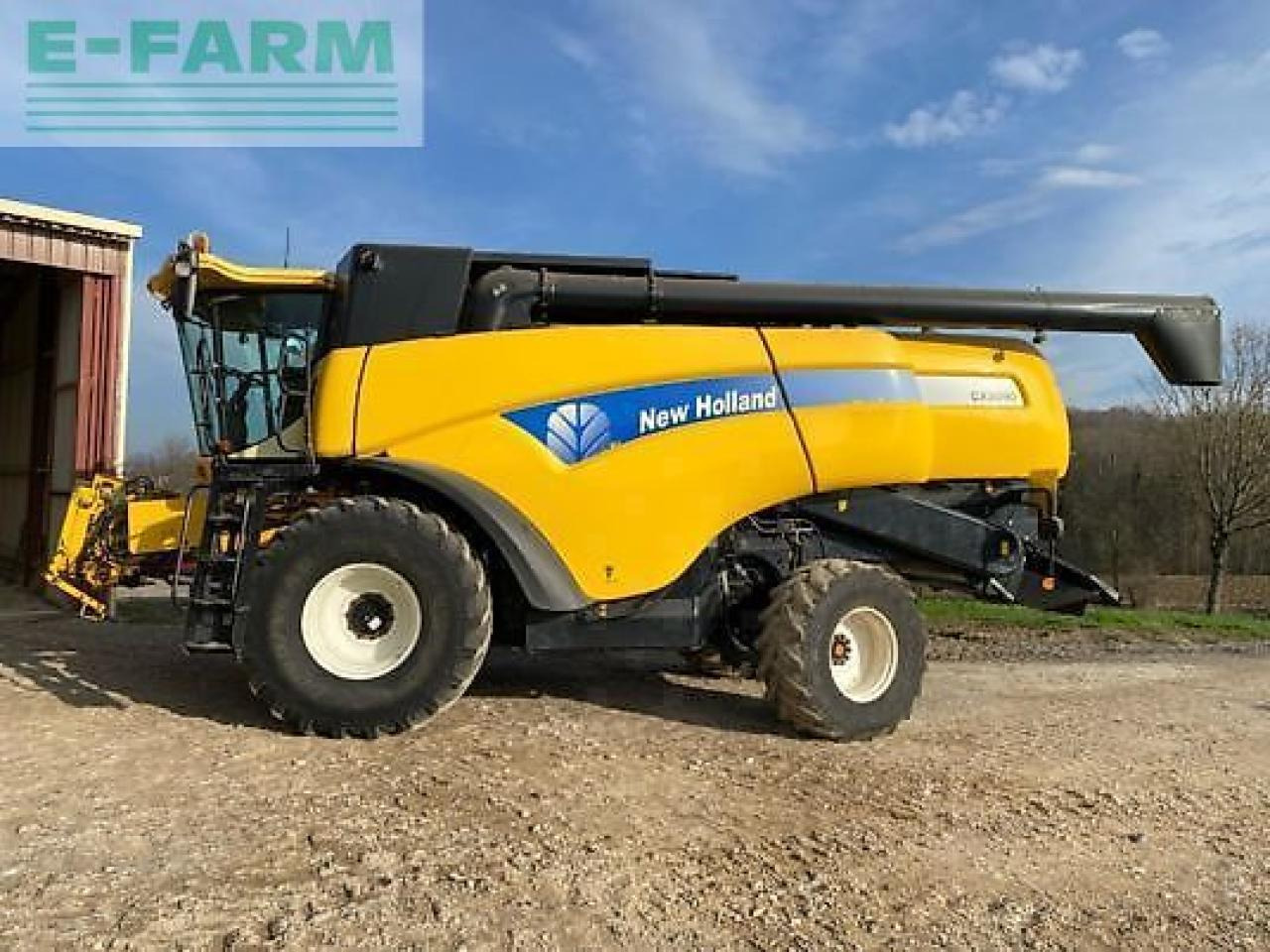 New Holland cx 8090 - Mähdrescher: das Bild 4 New Holland cx 8090 - Mähdrescher: das Bild 4