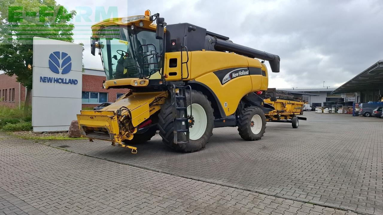 New Holland cx 860 / cx860 4x4 allrad - Mähdrescher: das Bild 1 New Holland cx 860 / cx860 4x4 allrad - Mähdrescher: das Bild 1
