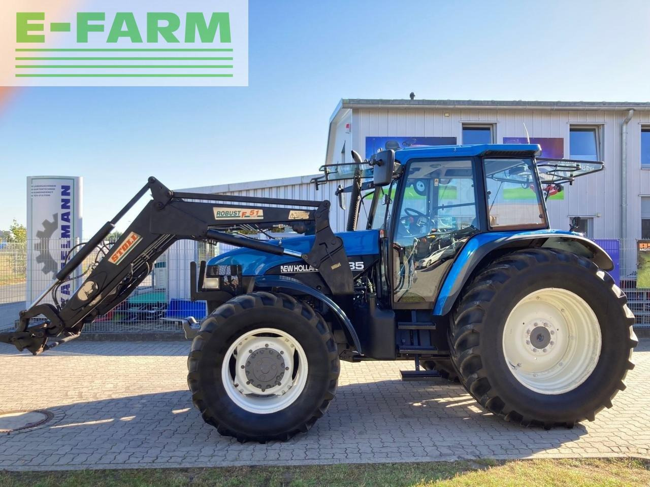 New Holland m 135 - Traktor: das Bild 2 New Holland m 135 - Traktor: das Bild 2