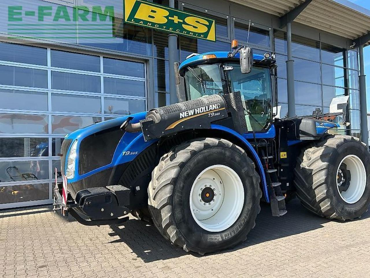 New Holland t 9.565 - Traktor: das Bild 2 New Holland t 9.565 - Traktor: das Bild 2