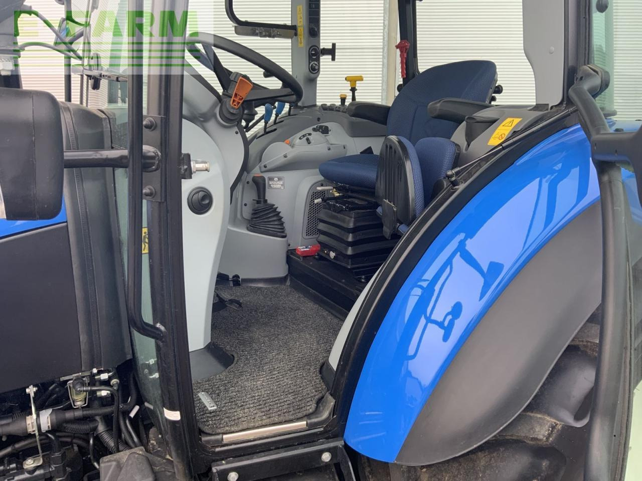 Traktor New Holland t5.110 dual command: das Bild 10