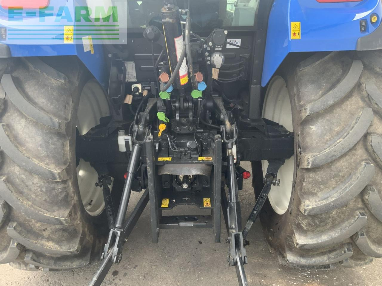 Traktor New Holland t5.110 dual command: das Bild 6