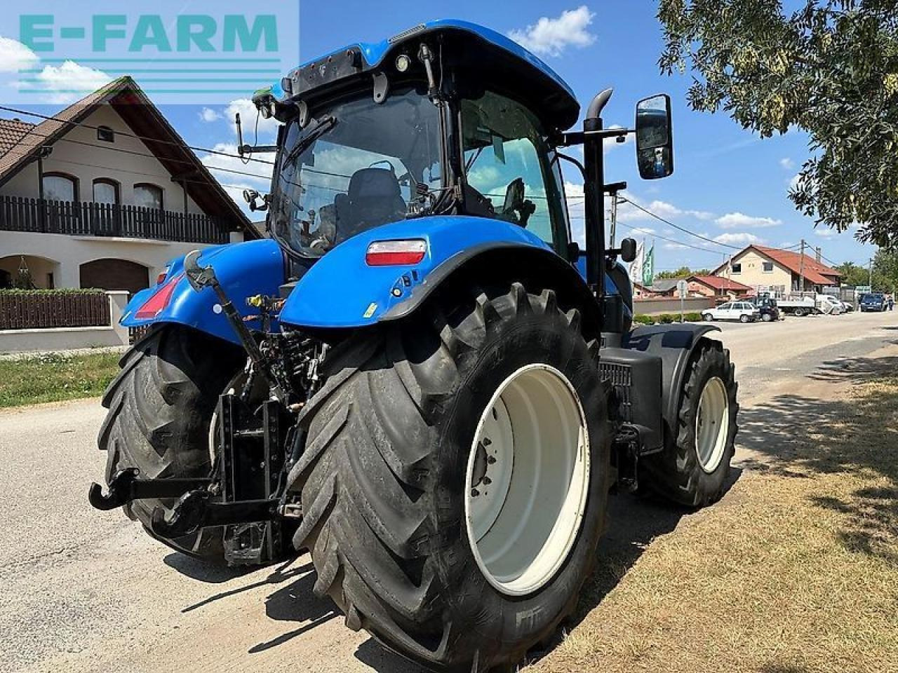 New Holland t7.210 - Traktor: das Bild 5 New Holland t7.210 - Traktor: das Bild 5