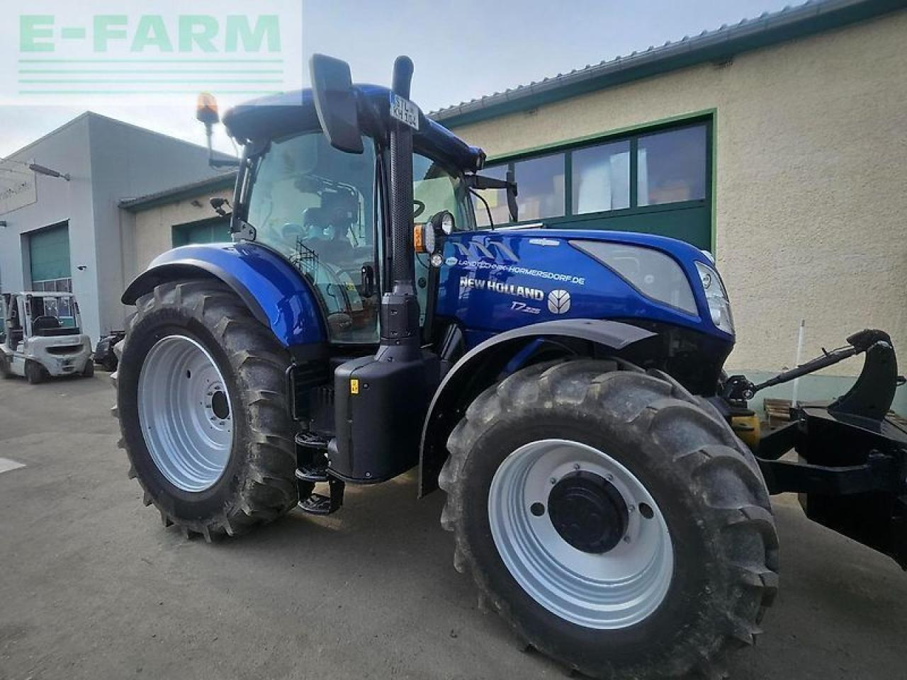 New Holland t7.225 ac - Traktor: das Bild 2 New Holland t7.225 ac - Traktor: das Bild 2