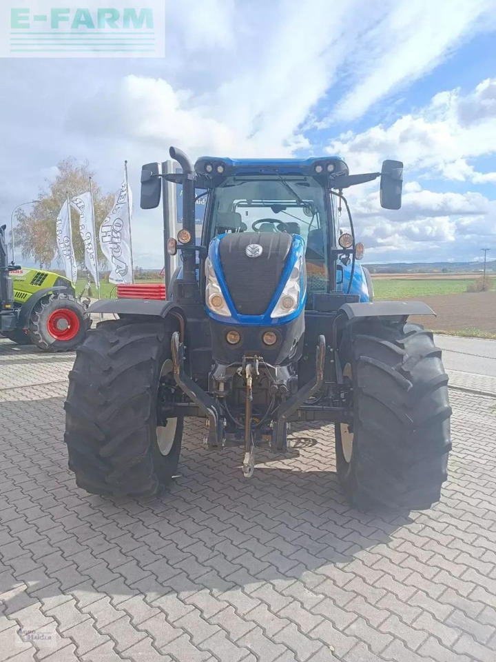 New Holland t7.225 ac - Traktor: das Bild 2 New Holland t7.225 ac - Traktor: das Bild 2