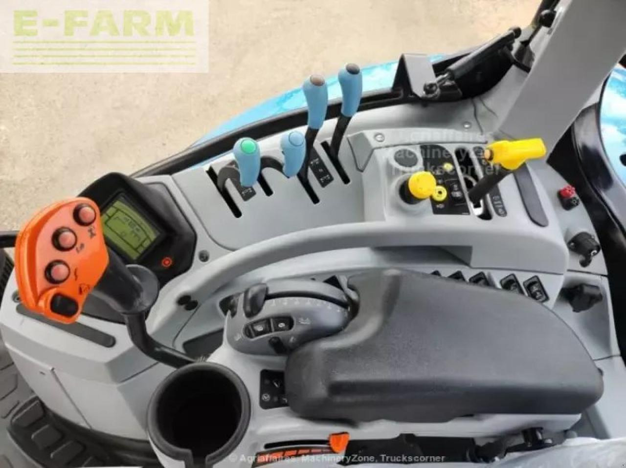 New Holland t7 230 - Traktor: das Bild 5 New Holland t7 230 - Traktor: das Bild 5