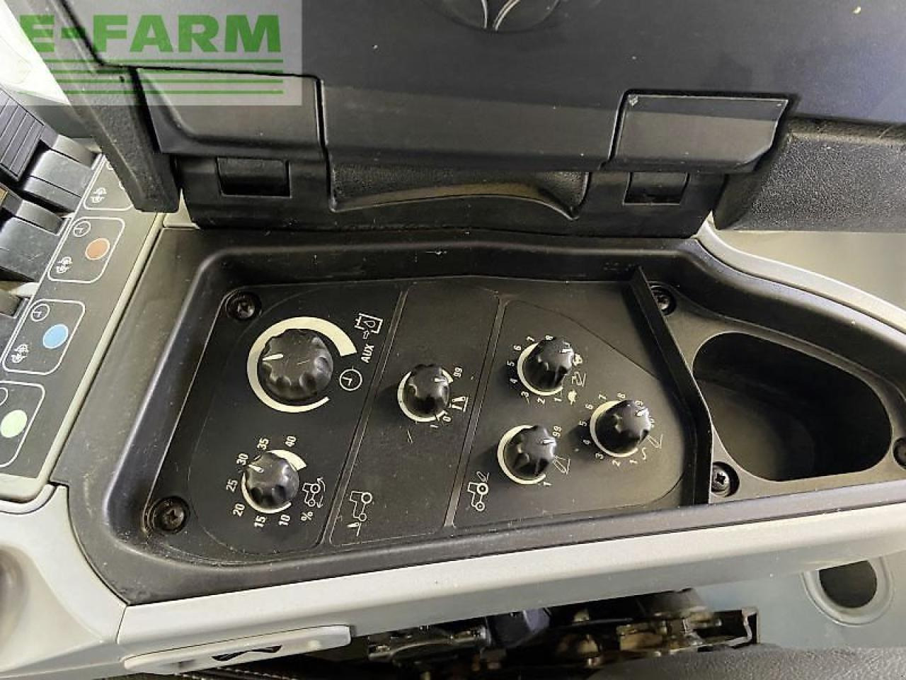 Traktor New Holland t7.275: das Bild 20