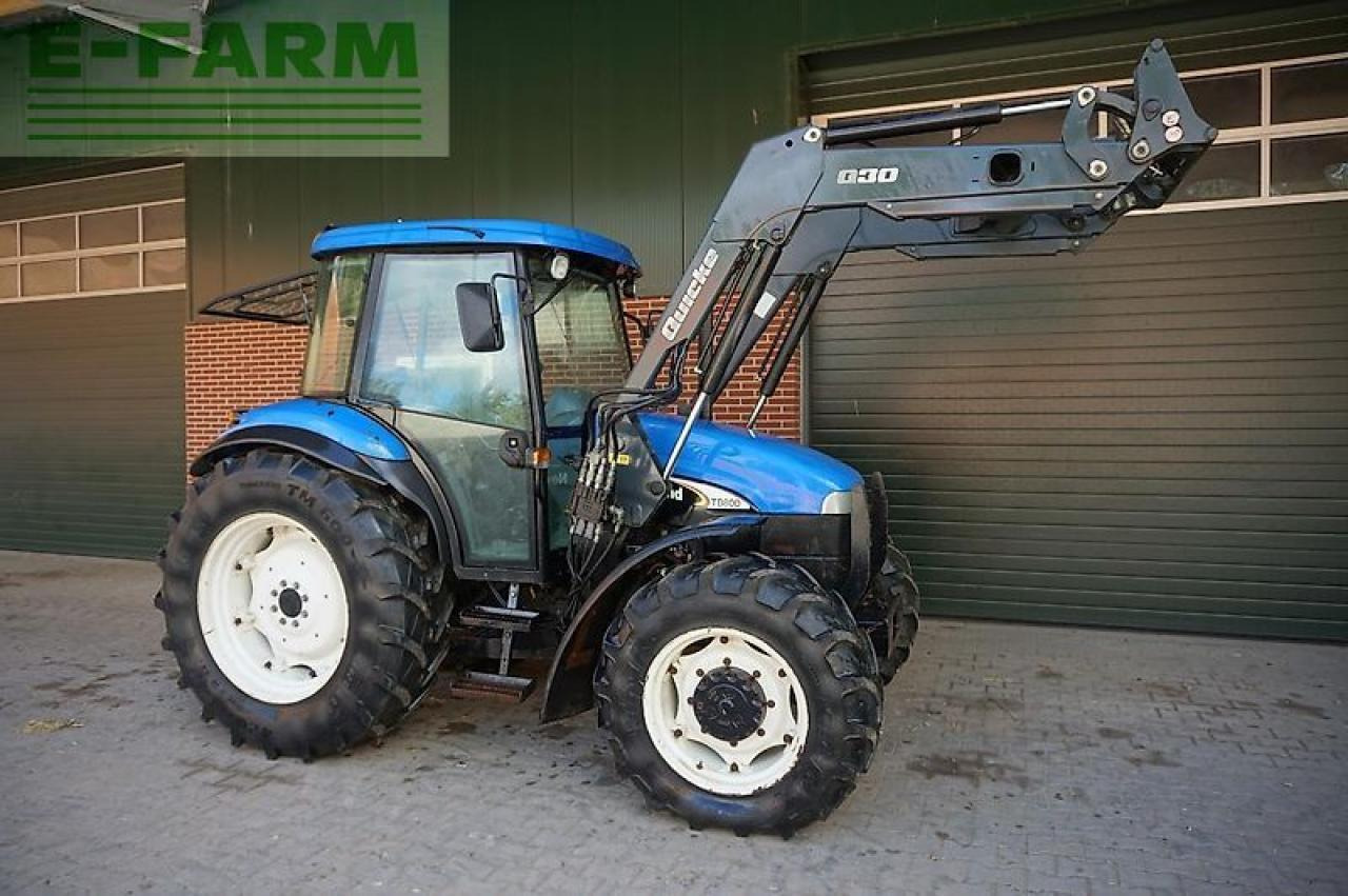 New Holland td80d mit quicke frontlader D - Traktor: das Bild 1 New Holland td80d mit quicke frontlader D - Traktor: das Bild 1
