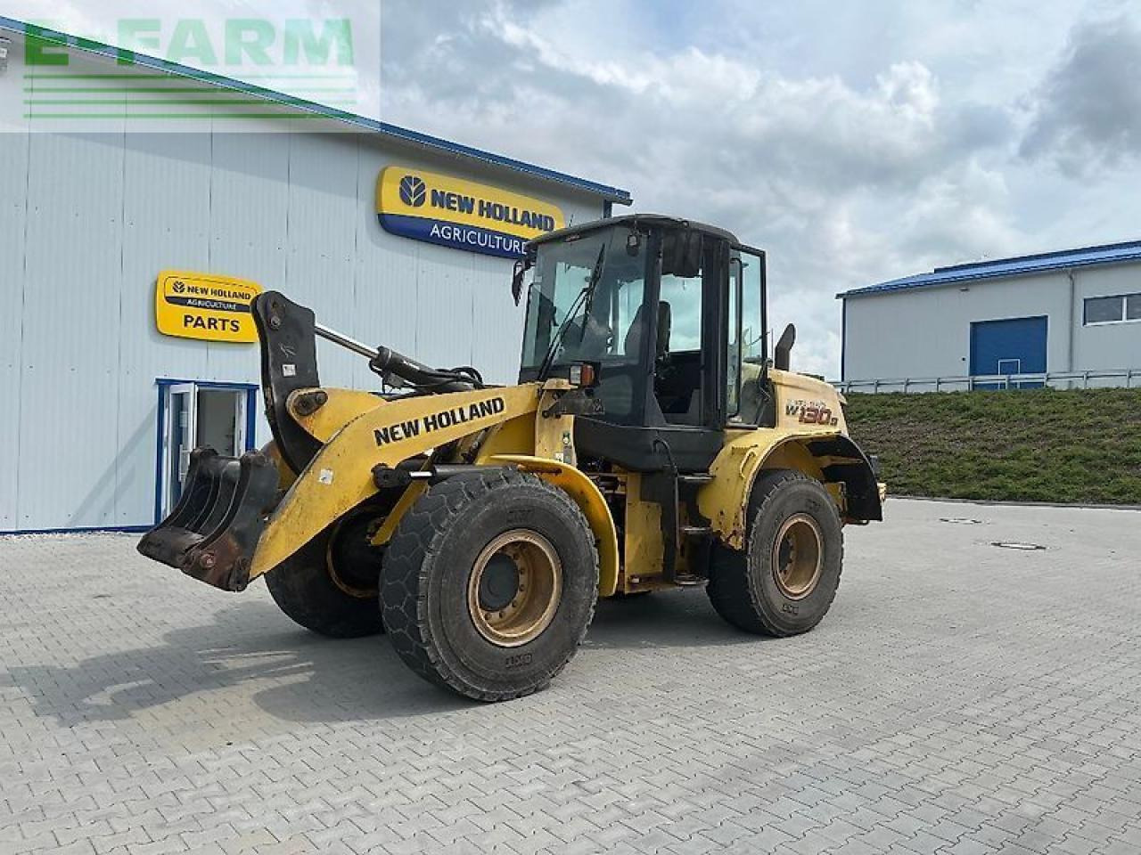 New Holland w 130 b - Minibagger: das Bild 1 New Holland w 130 b - Minibagger: das Bild 1
