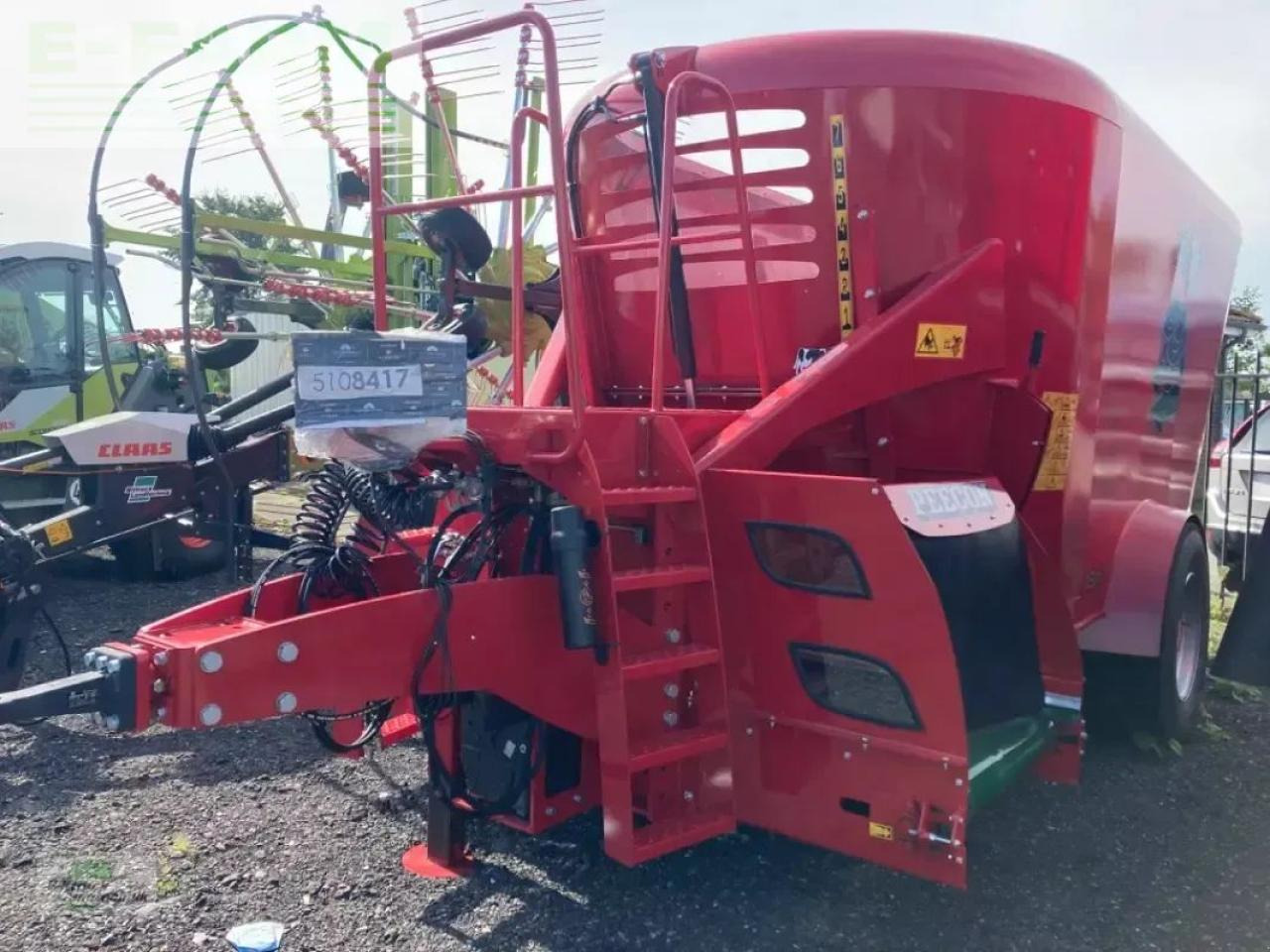 Peecon biga 18 lowliner - Fütterungstechnik: das Bild 2 Peecon biga 18 lowliner - Fütterungstechnik: das Bild 2