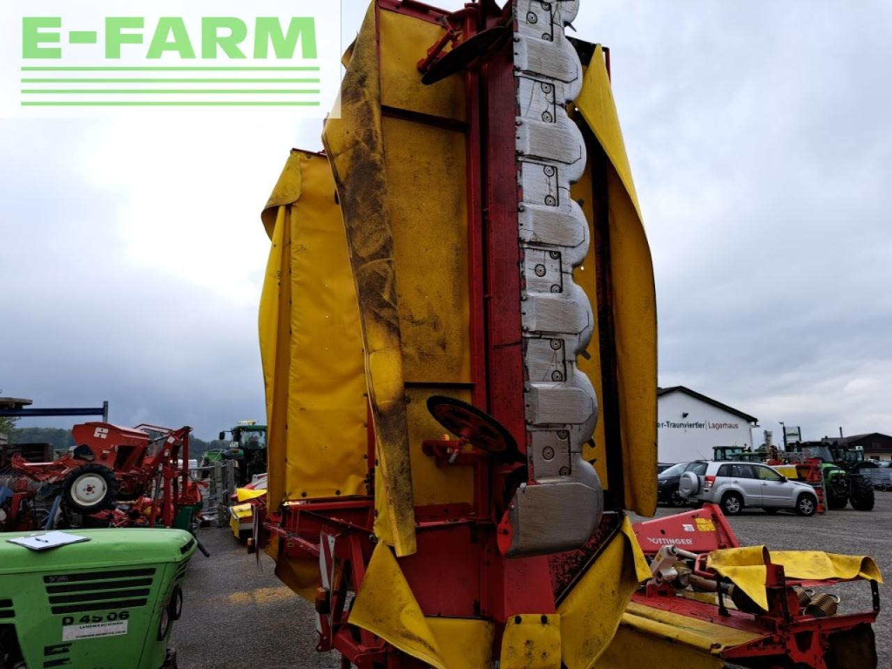 Pöttinger Novacat V 8600 - Mähwerk: das Bild 3 Pöttinger Novacat V 8600 - Mähwerk: das Bild 3