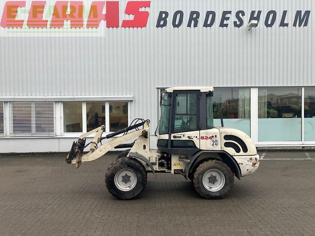 Schaeff skl 824 - Minibagger: das Bild 1 Schaeff skl 824 - Minibagger: das Bild 1