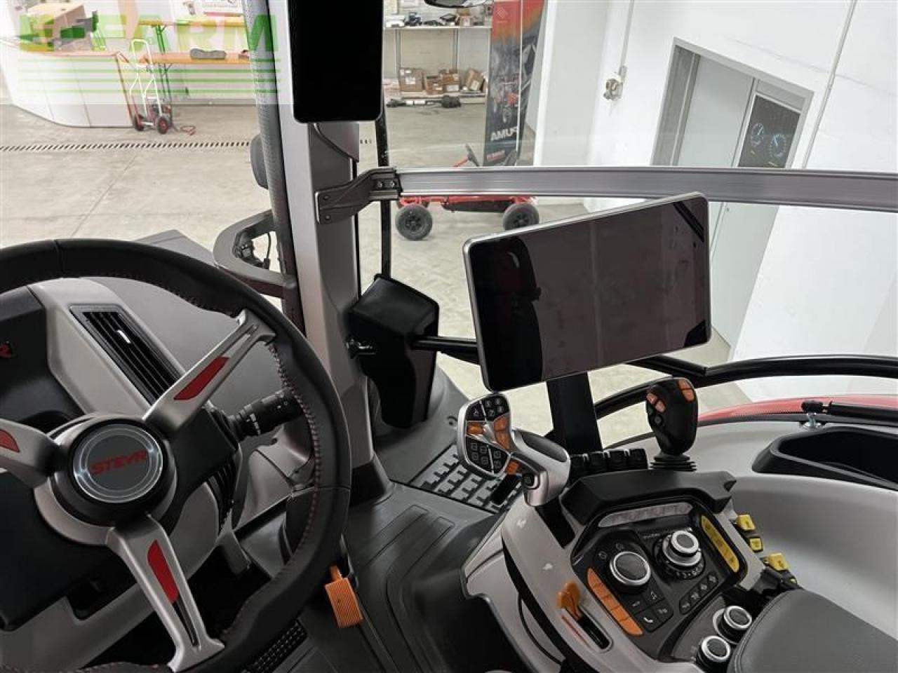 Steyr 6300 terrus cvt (stage v) CVT - Traktor: das Bild 4 Steyr 6300 terrus cvt (stage v) CVT - Traktor: das Bild 4