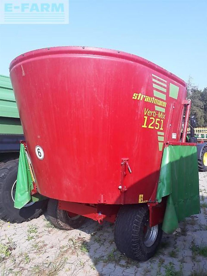Strautmann verti mix 1251 - Fütterungstechnik: das Bild 2 Strautmann verti mix 1251 - Fütterungstechnik: das Bild 2