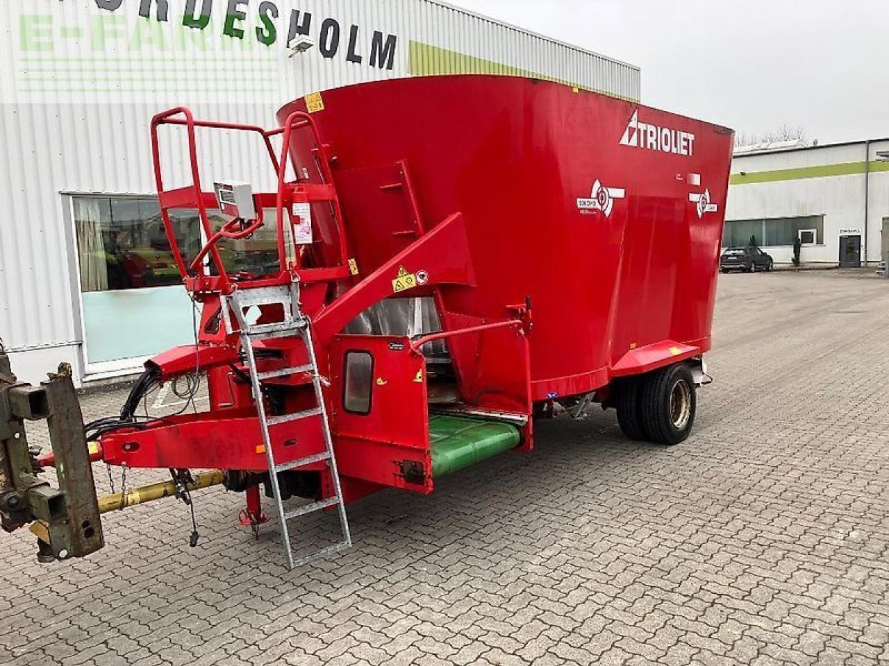 Trioliet solomix 2/2400 vlh-b - Fütterungstechnik: das Bild 2 Trioliet solomix 2/2400 vlh-b - Fütterungstechnik: das Bild 2