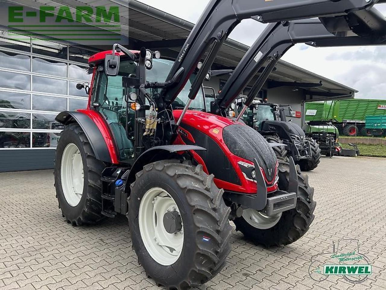 Valtra a 105 - Traktor: das Bild 2 Valtra a 105 - Traktor: das Bild 2