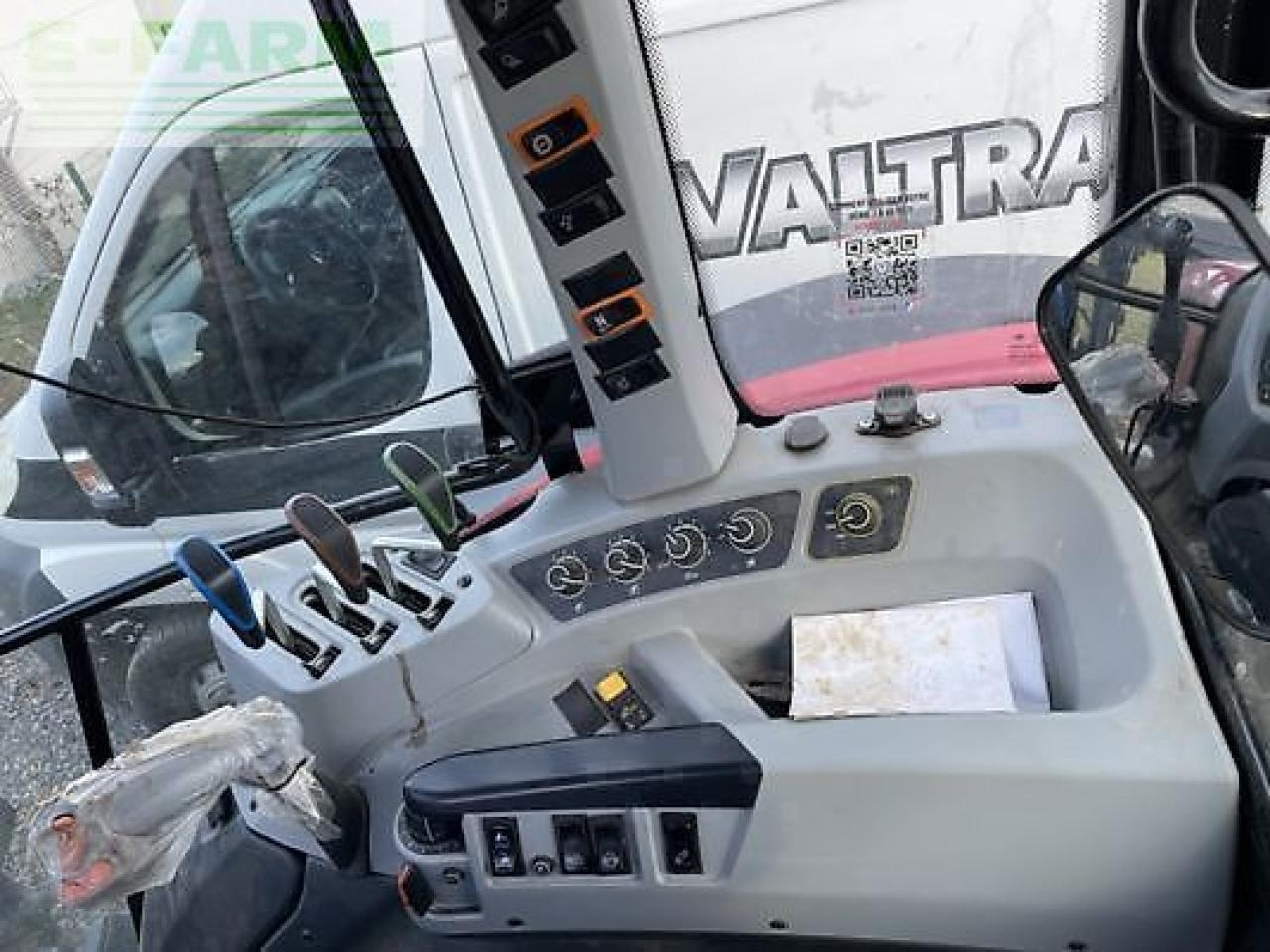 Traktor Valtra a115h4: das Bild 10