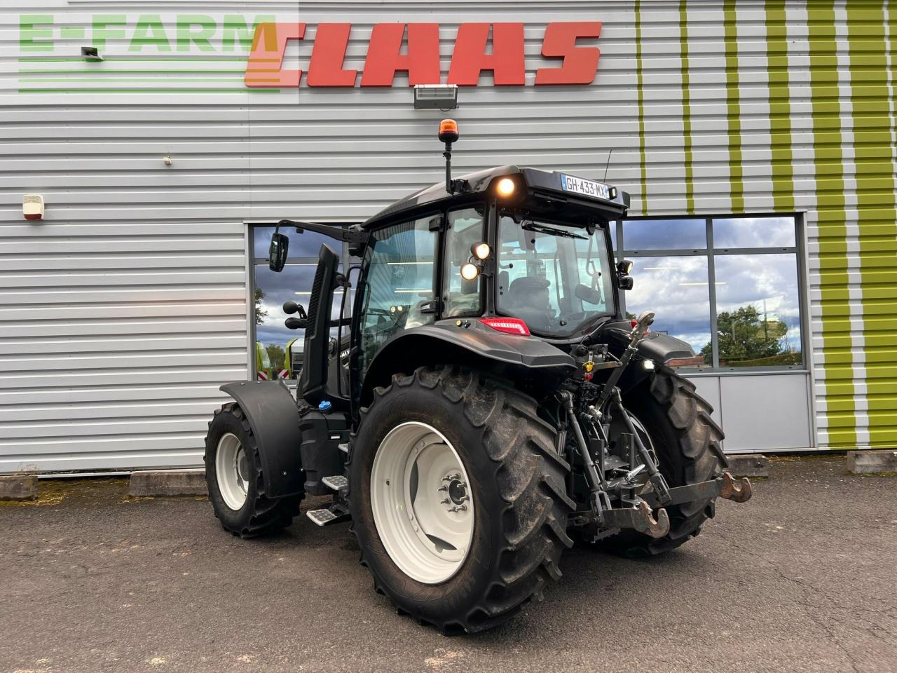 Valtra g 105 - Traktor: das Bild 5 Valtra g 105 - Traktor: das Bild 5