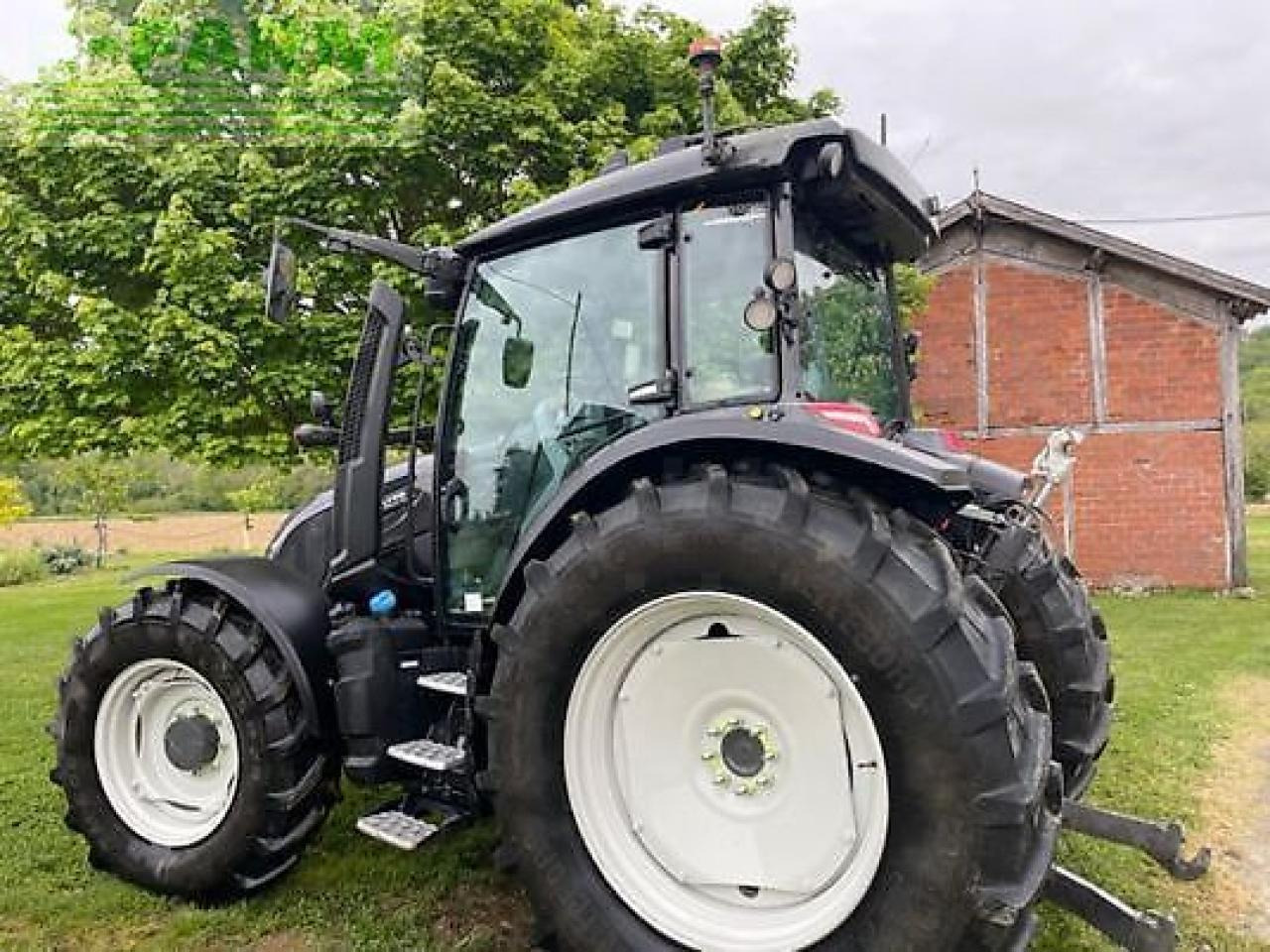 Valtra g125v - Traktor: das Bild 3 Valtra g125v - Traktor: das Bild 3