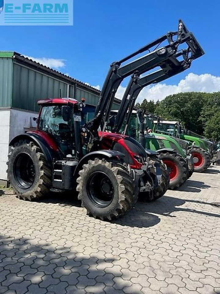 Valtra n155ea - Traktor: das Bild 1 Valtra n155ea - Traktor: das Bild 1