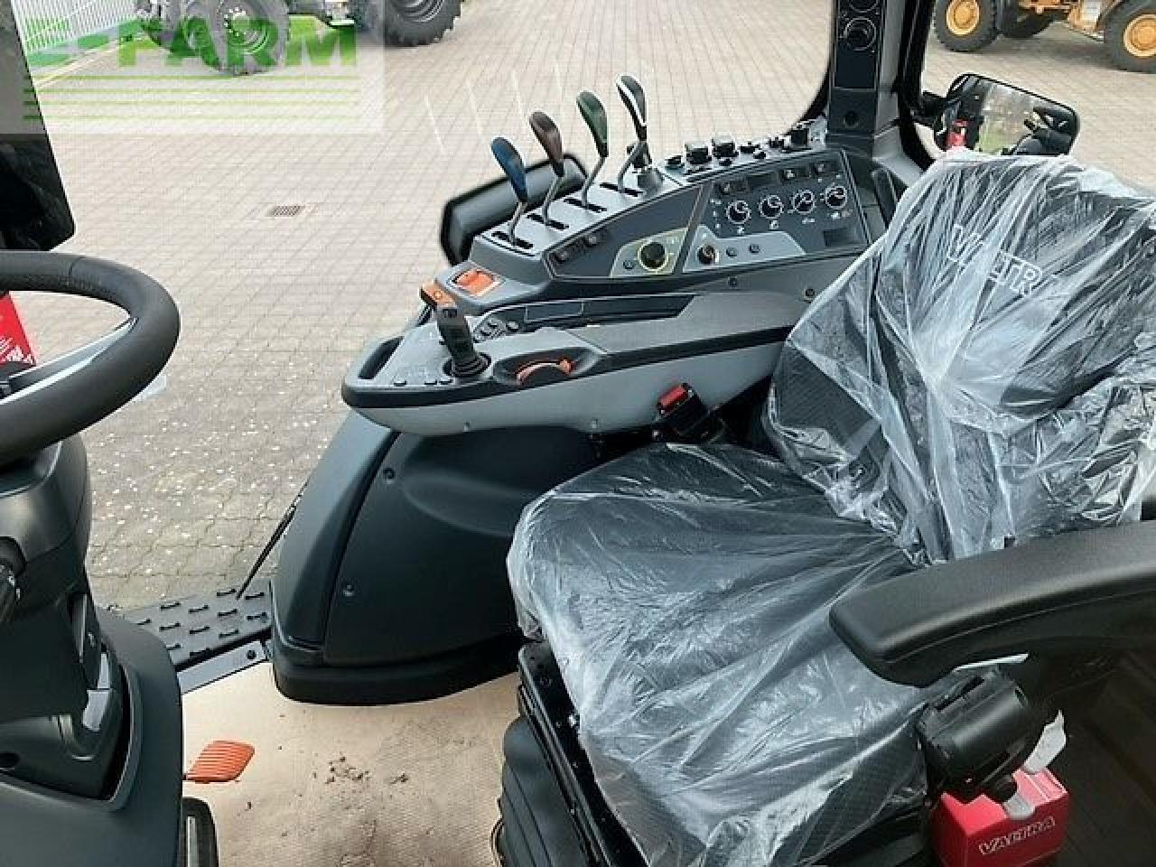 Valtra n155ea - Traktor: das Bild 4 Valtra n155ea - Traktor: das Bild 4