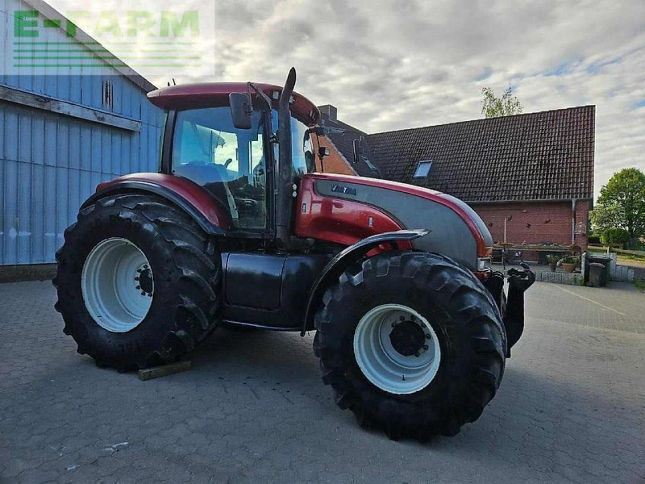 Valtra s 280 - Traktor: das Bild 2 Valtra s 280 - Traktor: das Bild 2