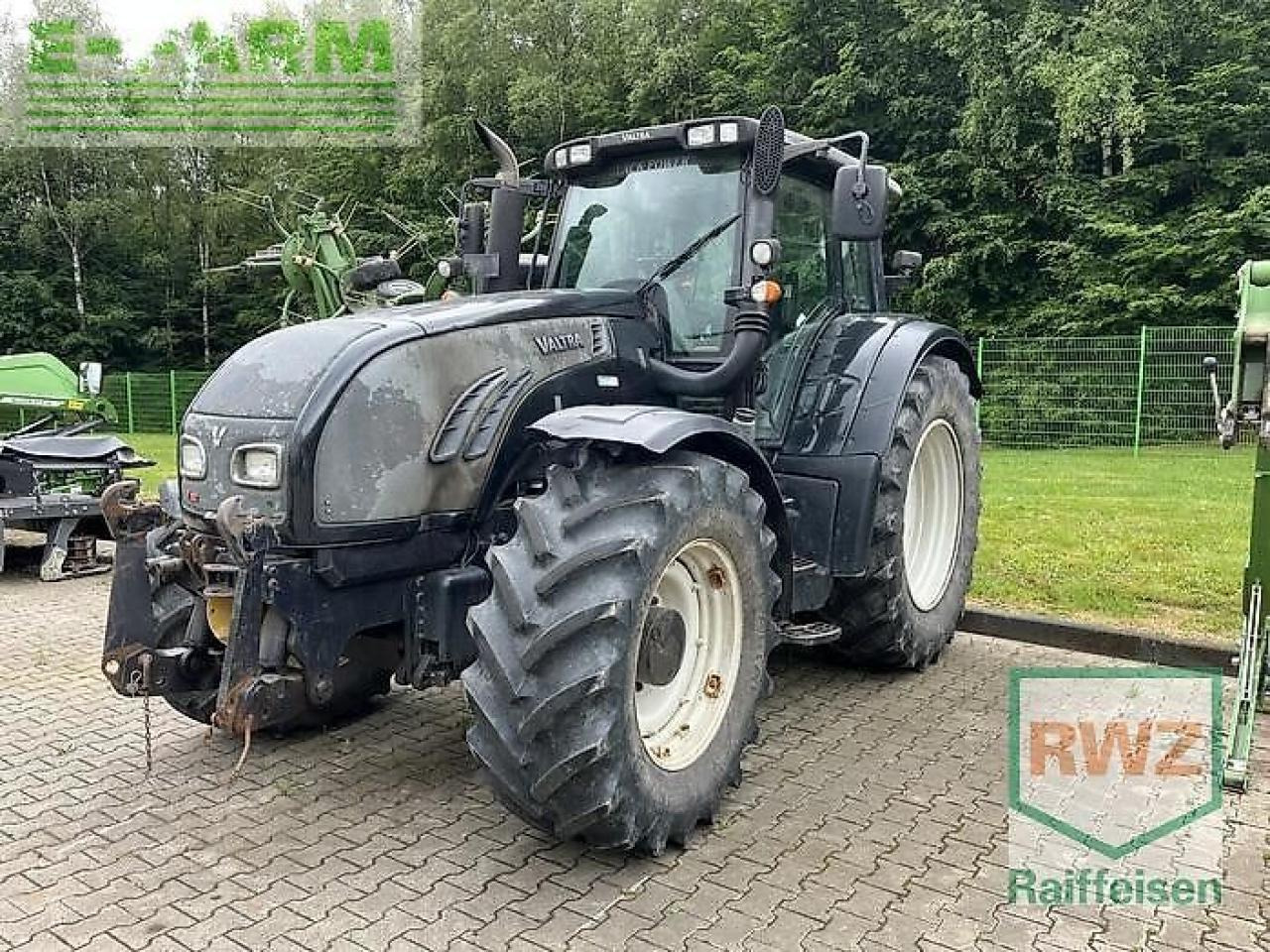 Valtra t202d - Traktor: das Bild 1 Valtra t202d - Traktor: das Bild 1