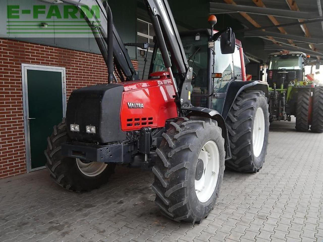Valtra x 100 knicklenker mit quicke frontlader - Traktor: das Bild 5 Valtra x 100 knicklenker mit quicke frontlader - Traktor: das Bild 5