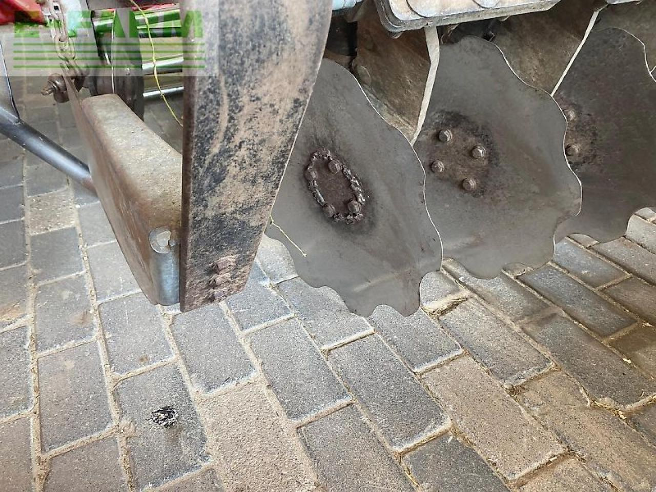 Volmer trg-w - Scheibenegge: das Bild 3 Volmer trg-w - Scheibenegge: das Bild 3