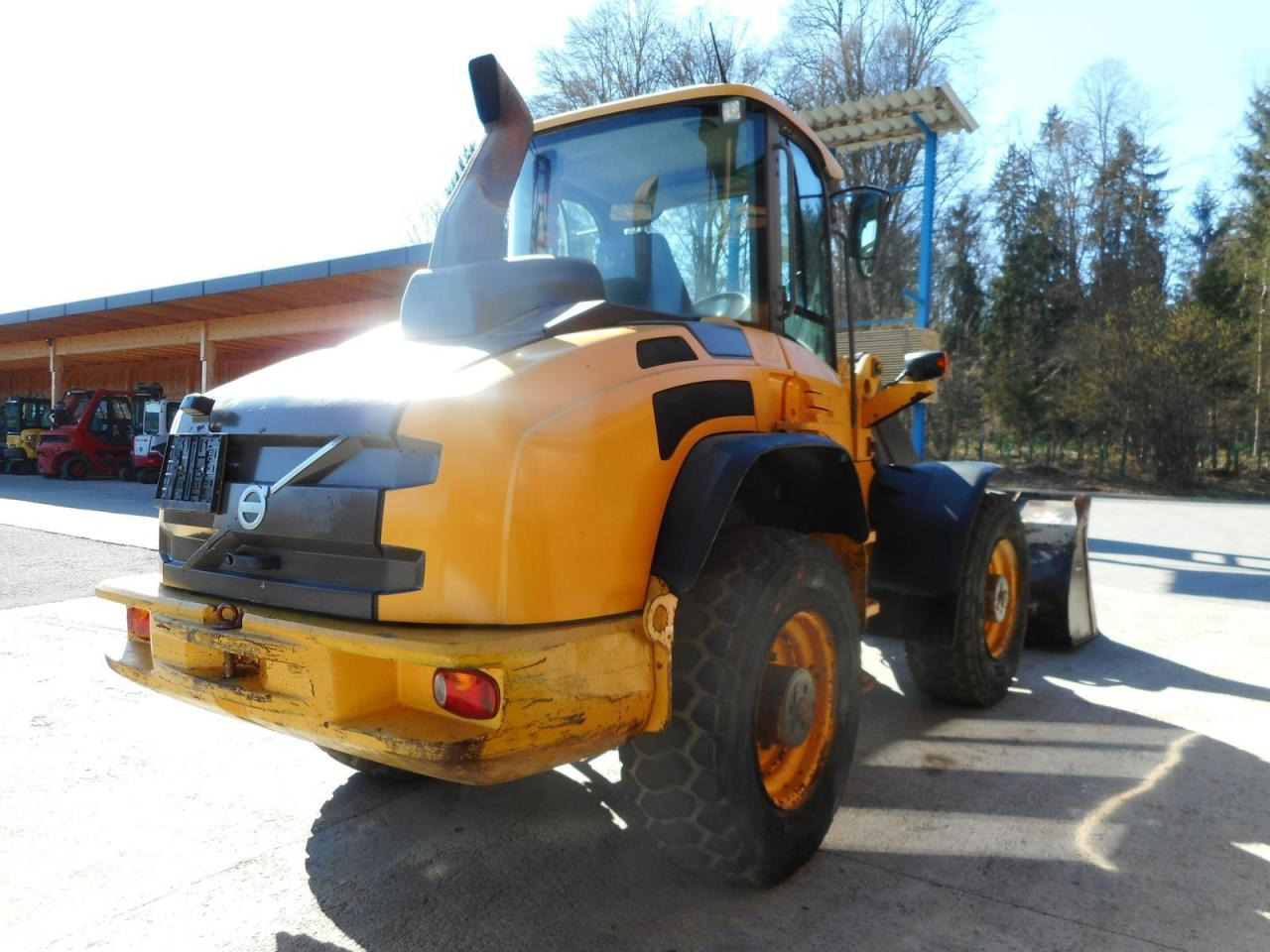 Volvo l45g ( 9.700kg ) 40km/h + straßenzulassung! - Minibagger: das Bild 4 Volvo l45g ( 9.700kg ) 40km/h + straßenzulassung! - Minibagger: das Bild 4