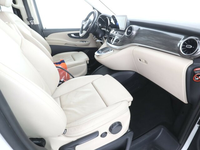 Personentransporter, Elektro-Transporter MERCEDES-BENZ EQV 300 Avantgarde Extralang,8Sitze,Leder beige: das Bild 15