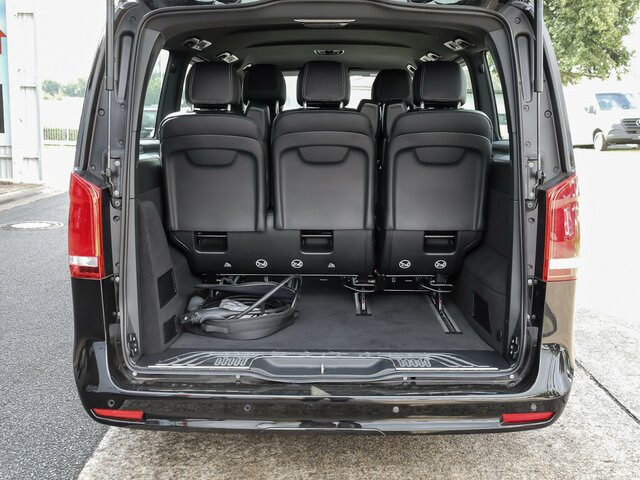 MERCEDES-BENZ EQV 300 Avantgarde Line,lang,7Sitze,2xKlima,LED - Kleinbus, Elektrobus: das Bild 2 MERCEDES-BENZ EQV 300 Avantgarde Line,lang,7Sitze,2xKlima,LED - Kleinbus, Elektrobus: das Bild 2