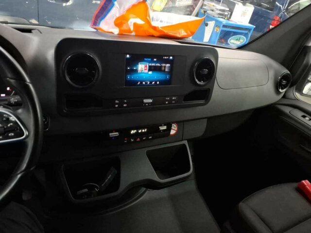 MERCEDES-BENZ Sprinter 315 CDI Kasten,3924mm,Automatik,LED... - Kastenwagen: das Bild 4 MERCEDES-BENZ Sprinter 315 CDI Kasten,3924mm,Automatik,LED... - Kastenwagen: das Bild 4