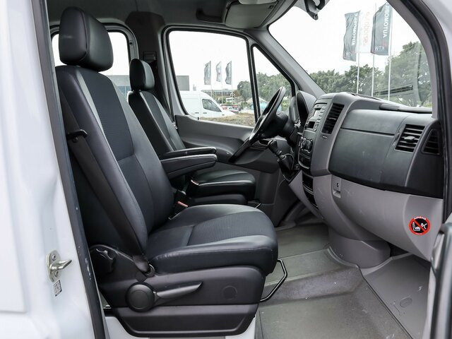 MERCEDES-BENZ Sprinter 316CDI DOKA,Allrad,Klima - Pritsche Transporter, Transporter mit Doppelkabine: das Bild 2 MERCEDES-BENZ Sprinter 316CDI DOKA,Allrad,Klima - Pritsche Transporter, Transporter mit Doppelkabine: das Bild 2