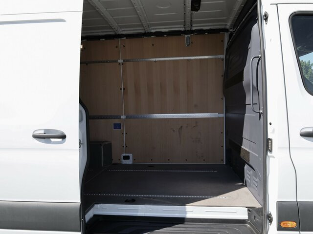 MERCEDES-BENZ Sprinter 317 CDI,3665mm,Automatik,Kamera - Kastenwagen: das Bild 2 MERCEDES-BENZ Sprinter 317 CDI,3665mm,Automatik,Kamera - Kastenwagen: das Bild 2