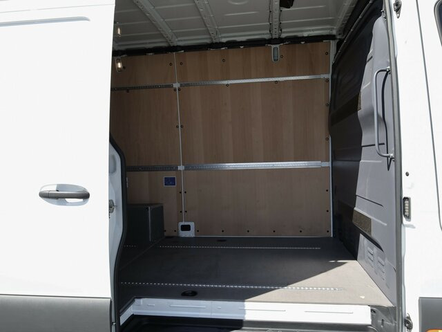 MERCEDES-BENZ Sprinter 317 CDI Kasten,L2H2,MBUX,Kamera - Kastenwagen: das Bild 2 MERCEDES-BENZ Sprinter 317 CDI Kasten,L2H2,MBUX,Kamera - Kastenwagen: das Bild 2