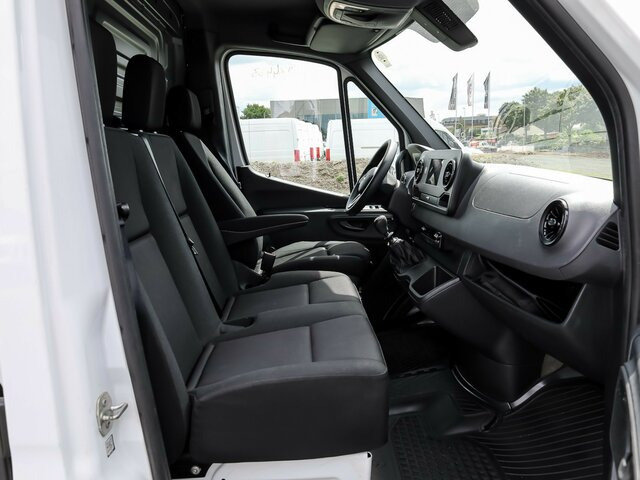 MERCEDES-BENZ Sprinter 317 CDI Kasten,L2H2,MBUX,Kamera - Kastenwagen: das Bild 3 MERCEDES-BENZ Sprinter 317 CDI Kasten,L2H2,MBUX,Kamera - Kastenwagen: das Bild 3