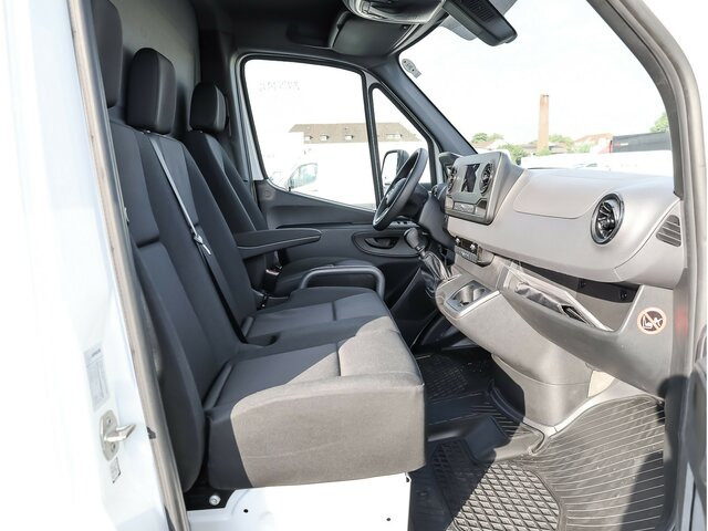 MERCEDES-BENZ Sprinter317CDI Maxi Koffer,LBW,Klima,Kamera - Koffer Transporter: das Bild 3 MERCEDES-BENZ Sprinter317CDI Maxi Koffer,LBW,Klima,Kamera - Koffer Transporter: das Bild 3