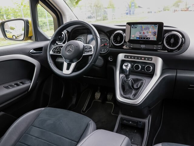 MERCEDES-BENZ T 180 Progressive,AHK,LED,Navi,Kamera,Tempomat... - Personentransporter: das Bild 3 MERCEDES-BENZ T 180 Progressive,AHK,LED,Navi,Kamera,Tempomat... - Personentransporter: das Bild 3