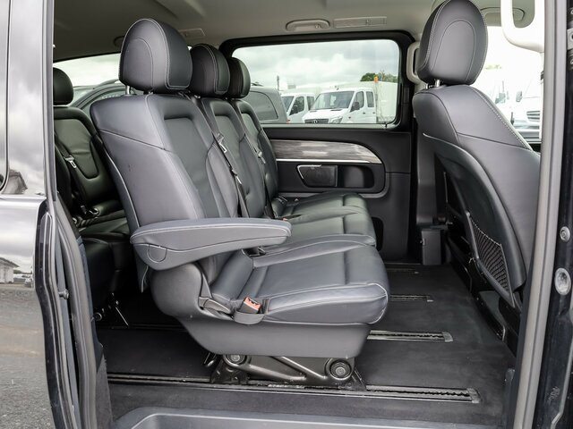 MERCEDES-BENZ V 300 Avantgarde,Extralang,2xSchiebetür el.,AHK - Personentransporter: das Bild 5 MERCEDES-BENZ V 300 Avantgarde,Extralang,2xSchiebetür el.,AHK - Personentransporter: das Bild 5