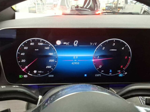 Personentransporter MERCEDES-BENZ V 300 Avantgarde Extralang,2xSchiebetür elektr....: das Bild 6 Personentransporter MERCEDES-BENZ V 300 Avantgarde Extralang,2xSchiebetür elektr....: das Bild 6