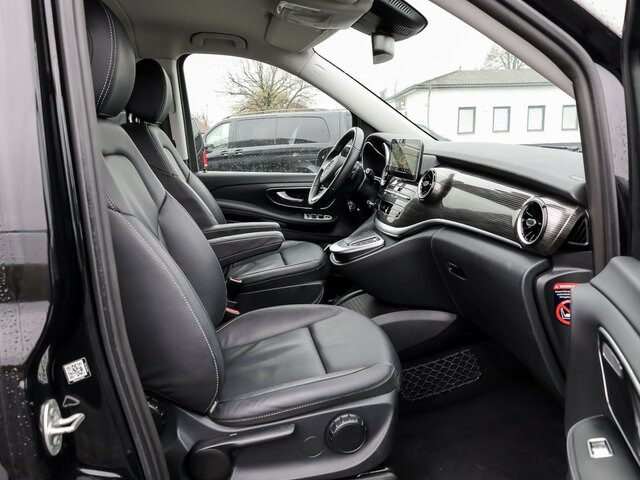 MERCEDES-BENZ V 300 Avantgarde Extralang,Allrad,2Schiebetüren... - Personentransporter: das Bild 5 MERCEDES-BENZ V 300 Avantgarde Extralang,Allrad,2Schiebetüren... - Personentransporter: das Bild 5